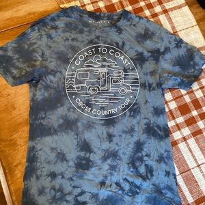 Aeropostale Graphic Tee— Size small